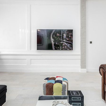 Oxford Street 2 Bed Apartment Londra Dış mekan fotoğraf
